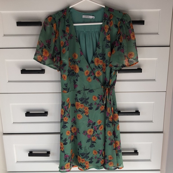 Lush dress - Picture 4 of 5